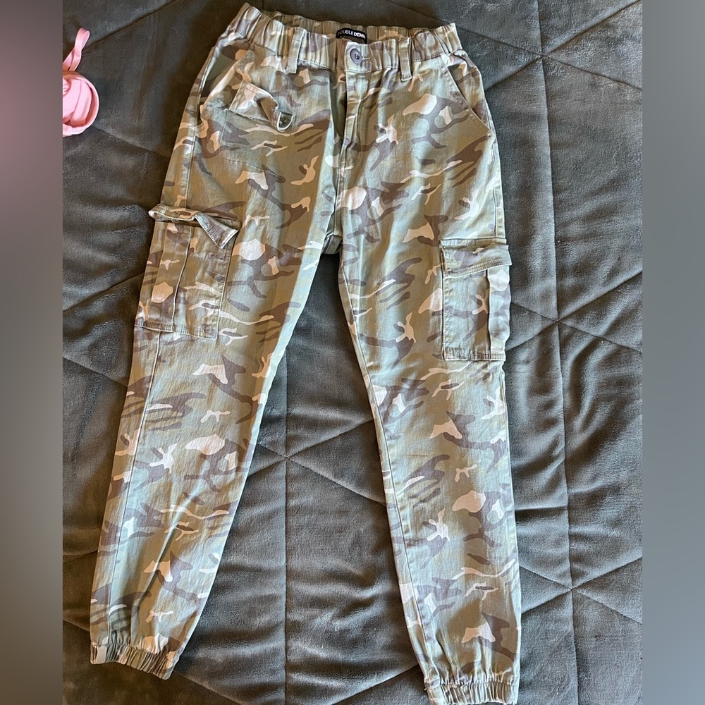 Camouflage joggers